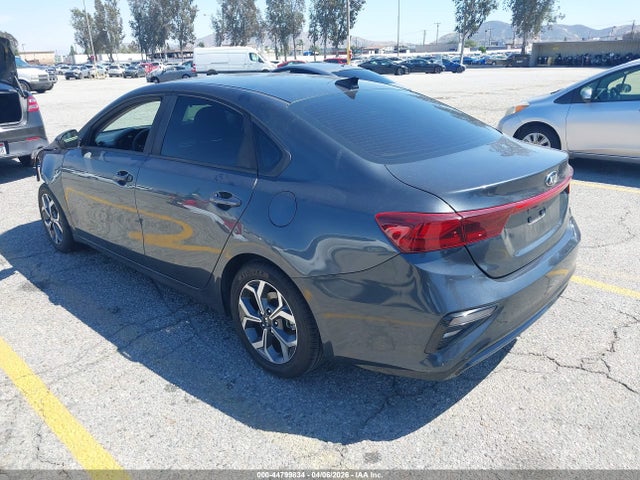 3KPF24AD6KE138200 KIA Forte Lxs