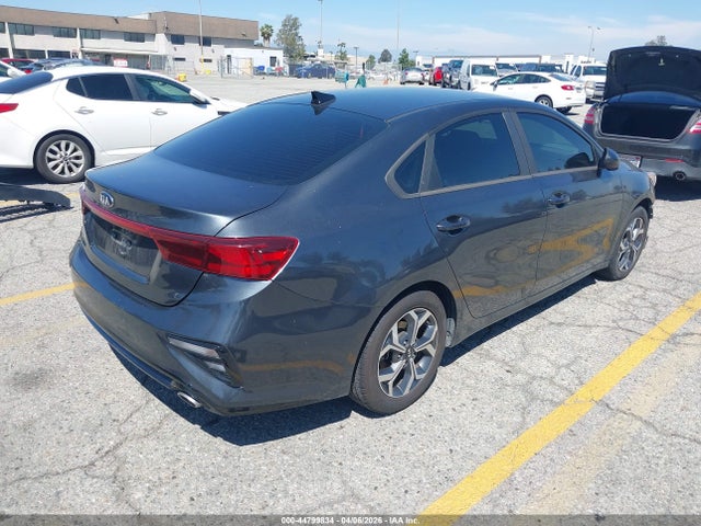 3KPF24AD6KE138200 KIA Forte Lxs