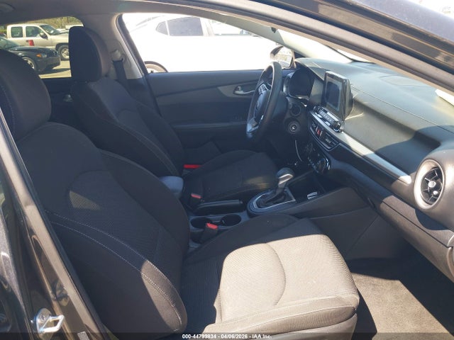 3KPF24AD6KE138200 KIA Forte Lxs