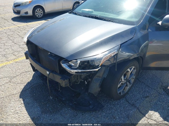 3KPF24AD6KE138200 KIA Forte Lxs