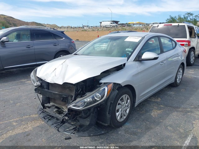 2017 HYUNDAI ELANTRA KMHD74LF4HU111526 Photo 1