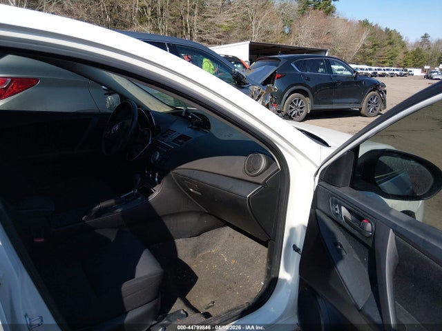 Продажа на аукционе авто 2011 Mazda Mazda3 I Sport, vin: JM1BL1UG5B1356020, номер лота: 44799846