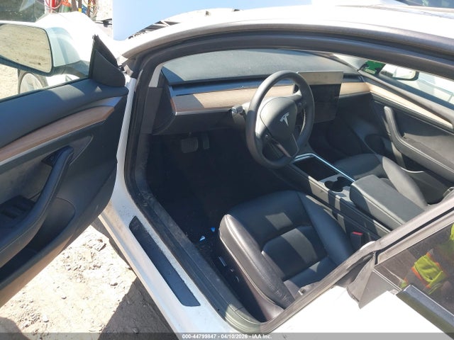 Продаж на аукціоні авто 2023 Tesla Model 3 Rear-wheel Drive, vin: 5YJ3E1EA6PF399384, номер лоту: 44799847