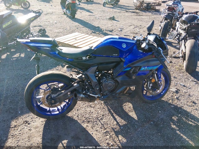 Yamaha Yzfr7 2024 JYARM38E2RA014322 Image 12
