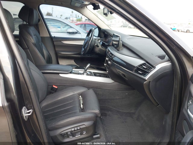 2014 BMW X5 5UXKR0C59E0K49943 Photo 4