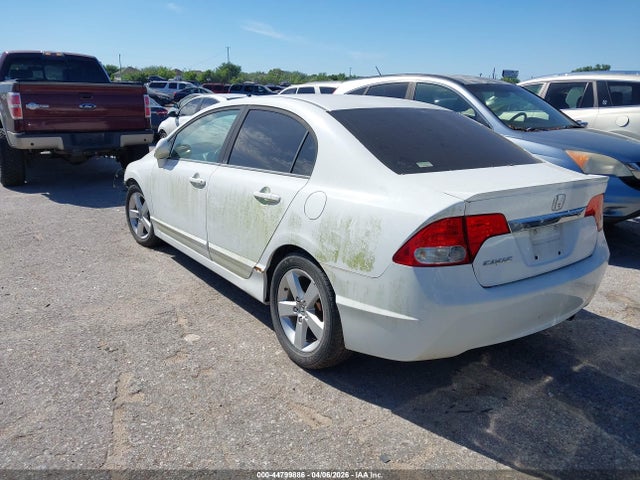 2010 HONDA CIVIC 19XFA1F61AE033798 Photo 2