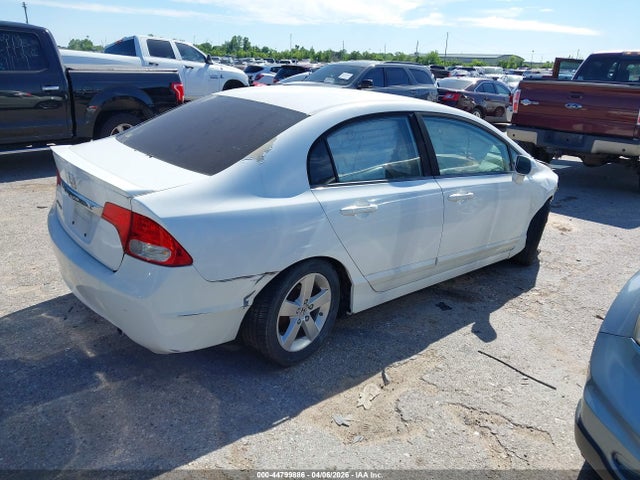 2010 HONDA CIVIC 19XFA1F61AE033798 Photo 3