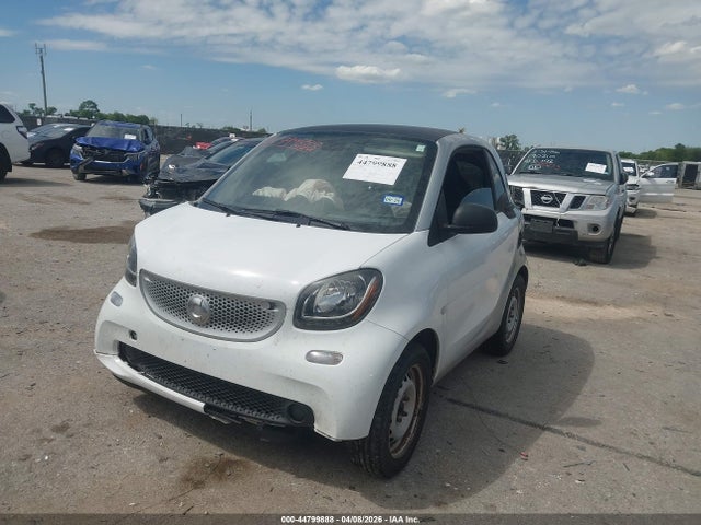Aukcja sprzedaży 2016 Smart Fortwo Pure, vin: WMEFJ5DA5GK140830, numer aukcji: 44799888