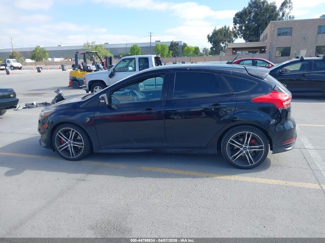 Ford FOCUS ST 2016 1FADP3L94GL389717 Image 15