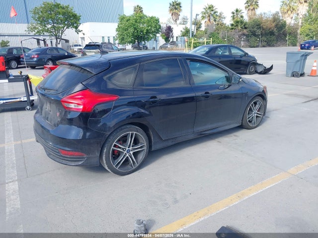 Ford FOCUS ST 2016 1FADP3L94GL389717 Image 4