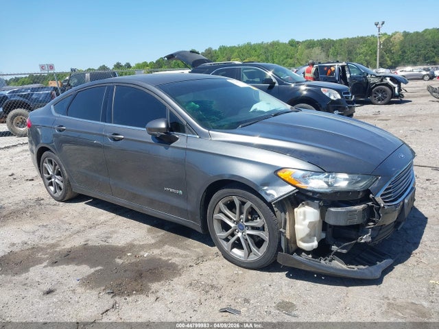 44799983 :رقم المزاد ، 3FA6P0LU9HR315188 vin ، 2017 Ford Fusion Hybrid Se مزاد بيع