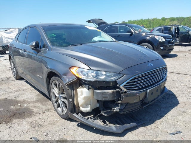 2017 Ford Fusion Hybrid Se მანქანა იყიდება აუქციონზე, vin: 3FA6P0LU9HR315188, აუქციონის ნომერი: 44799983