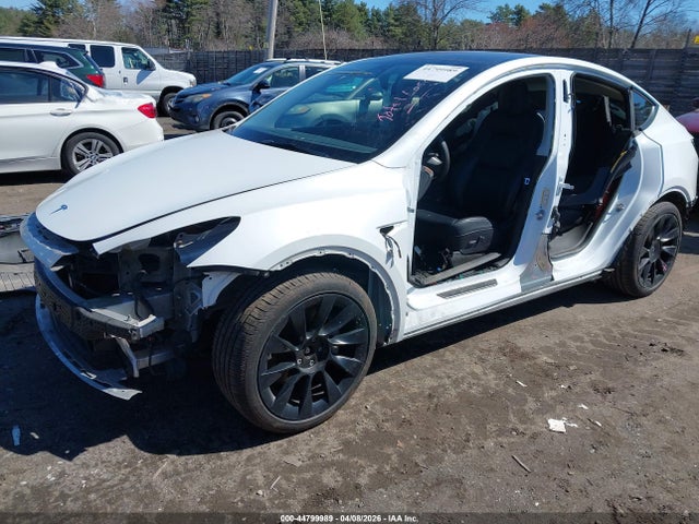 Продажа на аукционе авто 2022 Tesla Model Y Long Range Dual Motor All-wheel Drive, vin: 7SAYGDEEXNF309285, номер лота: 44799989