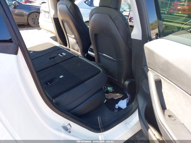 Продажа на аукционе авто 2022 Tesla Model Y Long Range Dual Motor All-wheel Drive, vin: 7SAYGDEEXNF309285, номер лота: 44799989