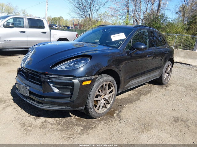 2024 PORSCHE MACAN WP1AA2A57RLB00971 Photo 1
