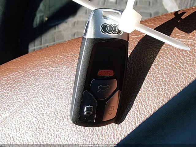 44800044 :رقم المزاد ، WA1ANAFY3J2077504 vin ، 2018 Audi Q5 2.0t Premium/2.0t Tech Premium مزاد بيع