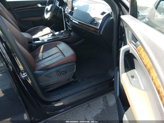 44800044 :رقم المزاد ، WA1ANAFY3J2077504 vin ، 2018 Audi Q5 2.0t Premium/2.0t Tech Premium مزاد بيع