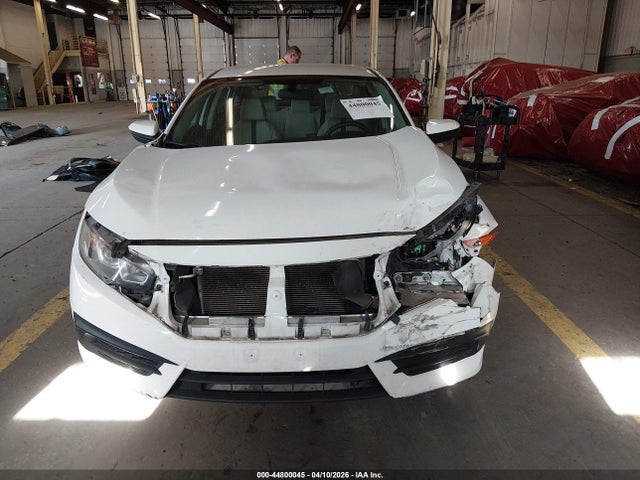 Honda Civic Lx 2018 2HGFC2F56JH601718 Image 13