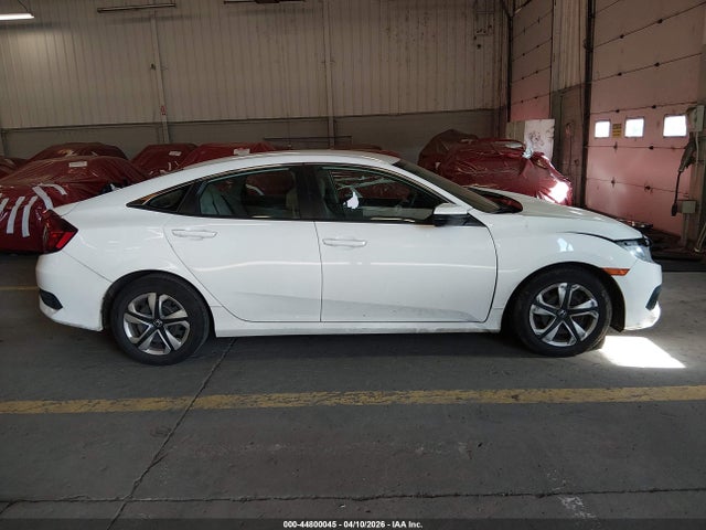 Honda Civic Lx 2018 2HGFC2F56JH601718 Image 14