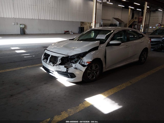 Honda Civic Lx 2018 2HGFC2F56JH601718 Image 2