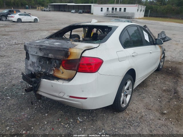 BMW 320i Xdrive 2014 WBA3C3C5XEP661611 Image 4