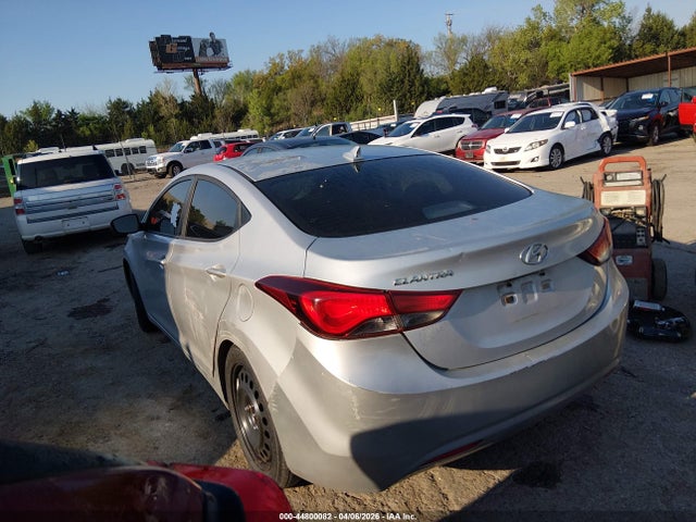 2016 HYUNDAI ELANTRA 5NPDH4AE9GH781545 Photo 2