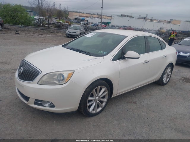2013 Buick Verano მანქანა იყიდება აუქციონზე, vin: 1G4PP5SK9D4247677, აუქციონის ნომერი: 44800087