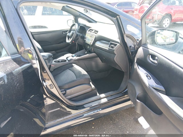 1N4AZ1CP1KC309895 Nissan LEAF SV