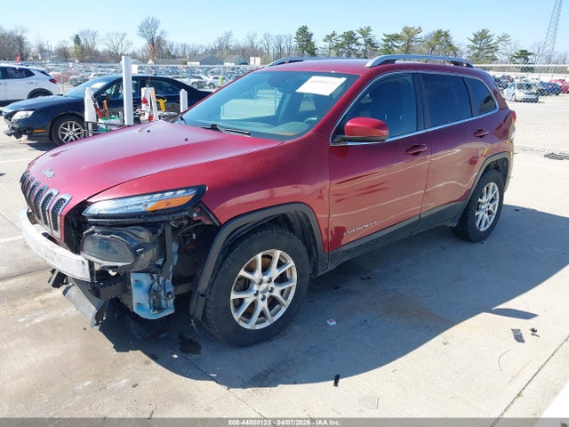 1C4PJMCS3HW530651 Jeep Cherokee Latitude 4x4