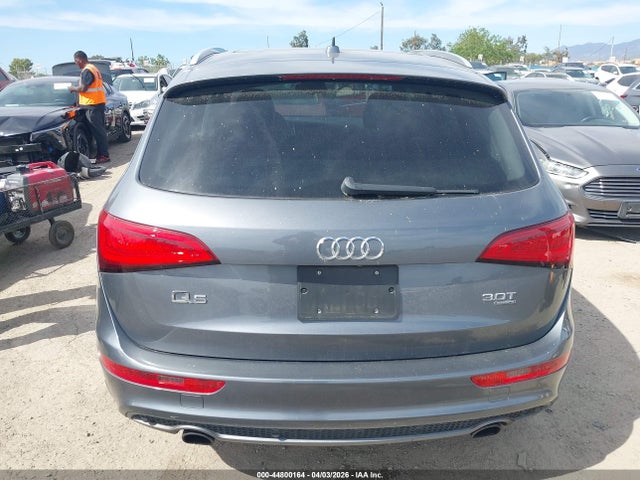 2014 Audi Q5 3.0t Premium Plus მანქანა იყიდება აუქციონზე, vin: WA1DGAFP5EA118211, აუქციონის ნომერი: 44800164
