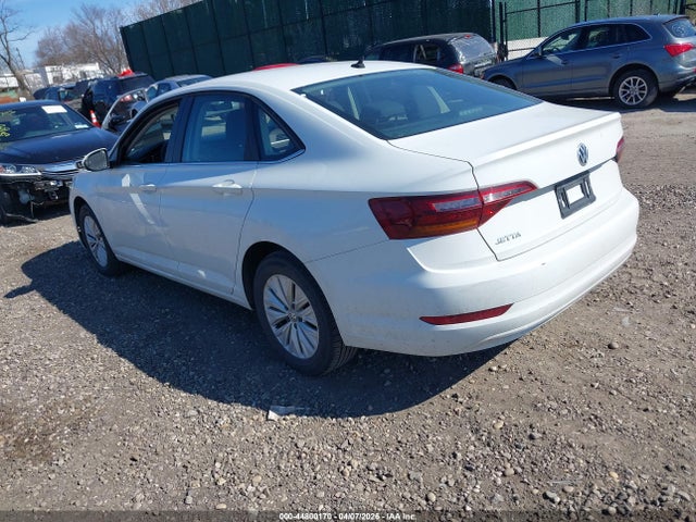 Продаж на аукціоні авто 2019 Volkswagen Jetta 1.4t R-line/1.4t S/1.4t Se, vin: 3VWCB7BU2KM233455, номер лоту: 44800170