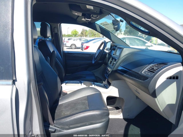 Продаж на аукціоні авто 2017 Dodge Grand Caravan Sxt, vin: 2C4RDGCG5HR715502, номер лоту: 44800195