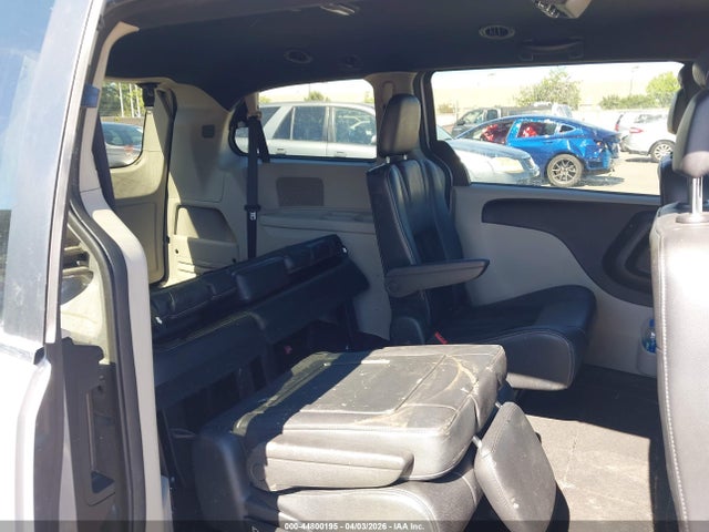 Продаж на аукціоні авто 2017 Dodge Grand Caravan Sxt, vin: 2C4RDGCG5HR715502, номер лоту: 44800195