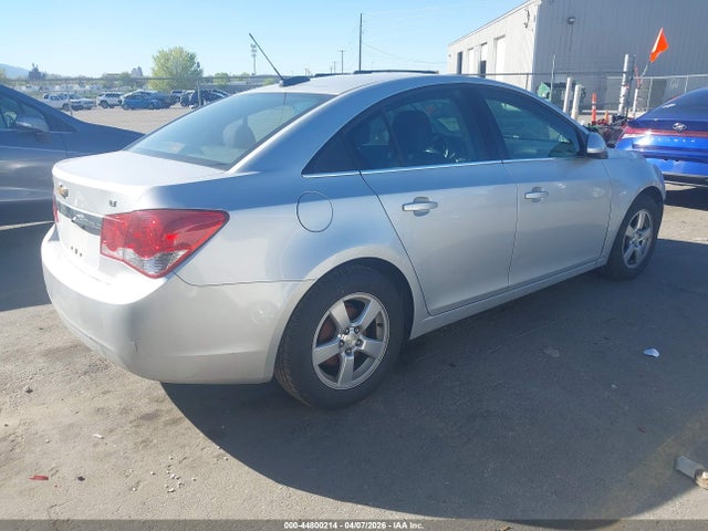 1G1PC5SB5F7227114 Chevrolet Cruze 1lt Auto