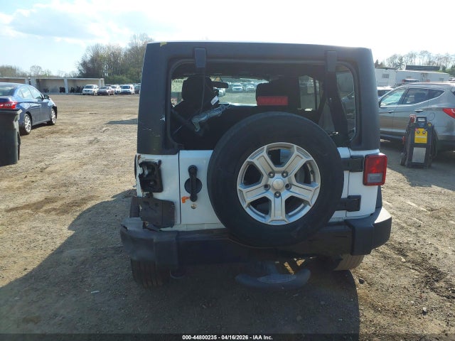 44800235 :رقم المزاد ، 1C4HJWDG5FL591203 vin ، 2015 Jeep Wrangler Unlimited Willys Wheeler مزاد بيع