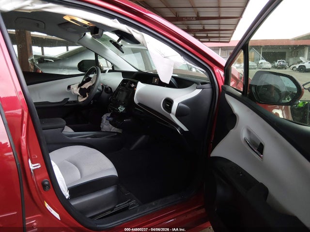 JTDKARFU8H3538413 Toyota Prius Two Eco