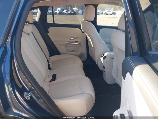 44800251 :رقم المزاد ، W1N4N4HB9MJ260681 vin ، 2021 Mercedes-benz Gla 250 4matic مزاد بيع