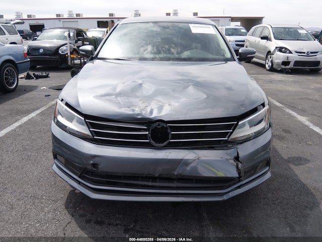 3VWL17AJ5GM204503 Volkswagen Jetta 1.8t Sel