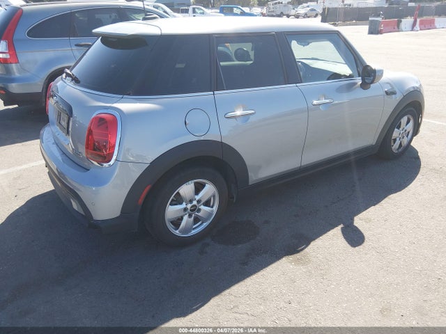 Mini Hardtop Cooper 2024 WMW33DK06R2V09629 Image 4