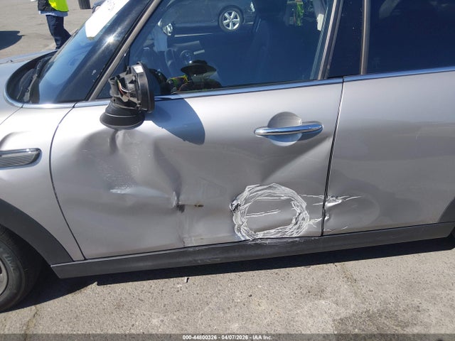Mini Hardtop Cooper 2024 WMW33DK06R2V09629 Image 6