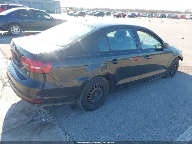3VW267AJ0GM210545 Volkswagen Jetta 1.4t S