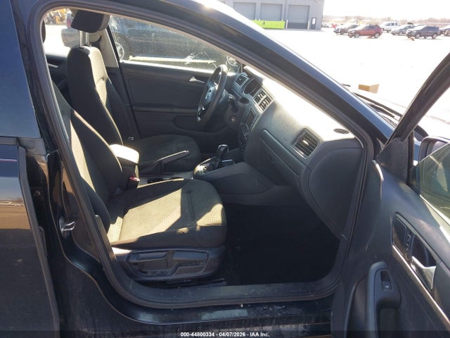 3VW267AJ0GM210545 Volkswagen Jetta 1.4t S