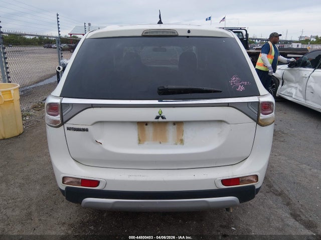 Mitsubishi Outlander Es 2015 JA4AD2A36FZ006008 Image 16