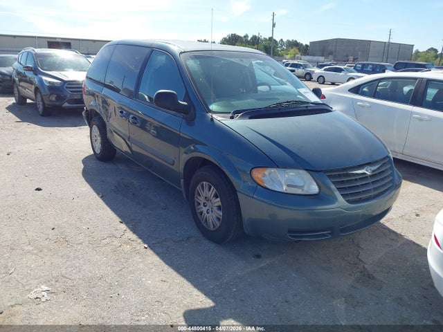 2006 CHRYSLER TOWN & COUNTRY 1A4GP45R16B733626 Photo 0