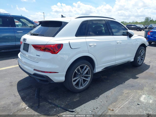 2021 Audi Q3 Premium 45 Tfsi S Line Quattro Tiptronic მანქანა იყიდება აუქციონზე, vin: WA1DECF34M1090821, აუქციონის ნომერი: 44800420