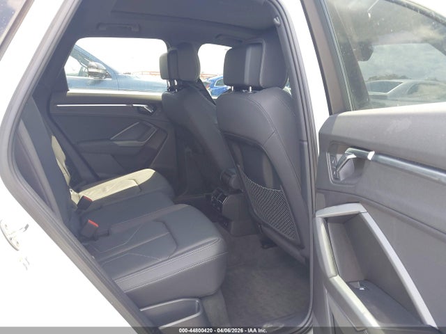 2021 Audi Q3 Premium 45 Tfsi S Line Quattro Tiptronic მანქანა იყიდება აუქციონზე, vin: WA1DECF34M1090821, აუქციონის ნომერი: 44800420