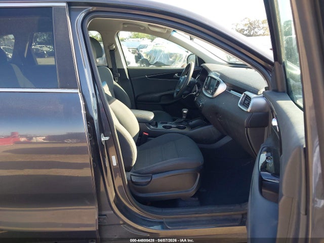 5XYPG4A34KG541009 KIA Sorento 2.4l Lx