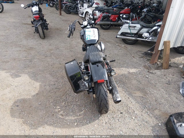 1HD1YJ928SB041912 Harley-Davidson FXBB