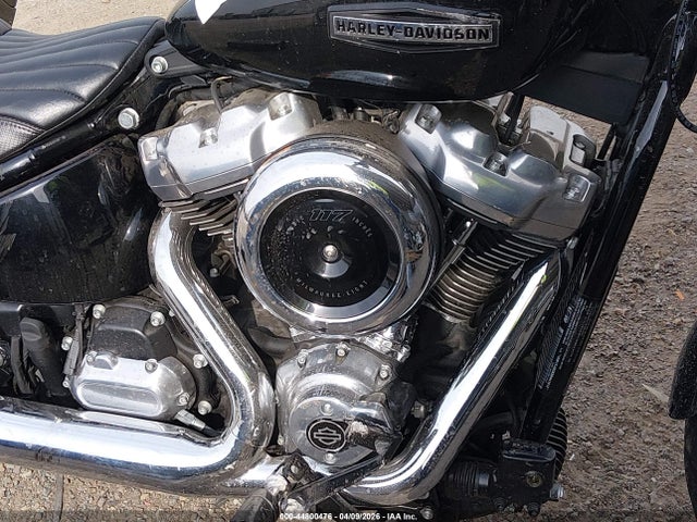 1HD1YJ928SB041912 Harley-Davidson FXBB