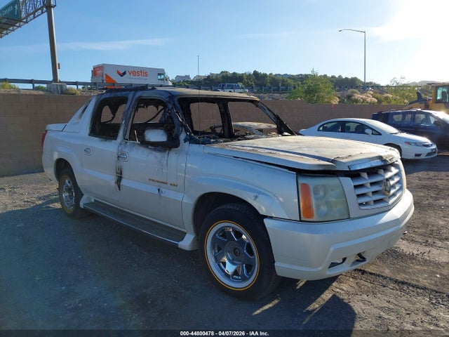 44800478 :رقم المزاد ، 3GYEK63N63G198443 vin ، 2003 Cadillac Escalade Ext Standard مزاد بيع